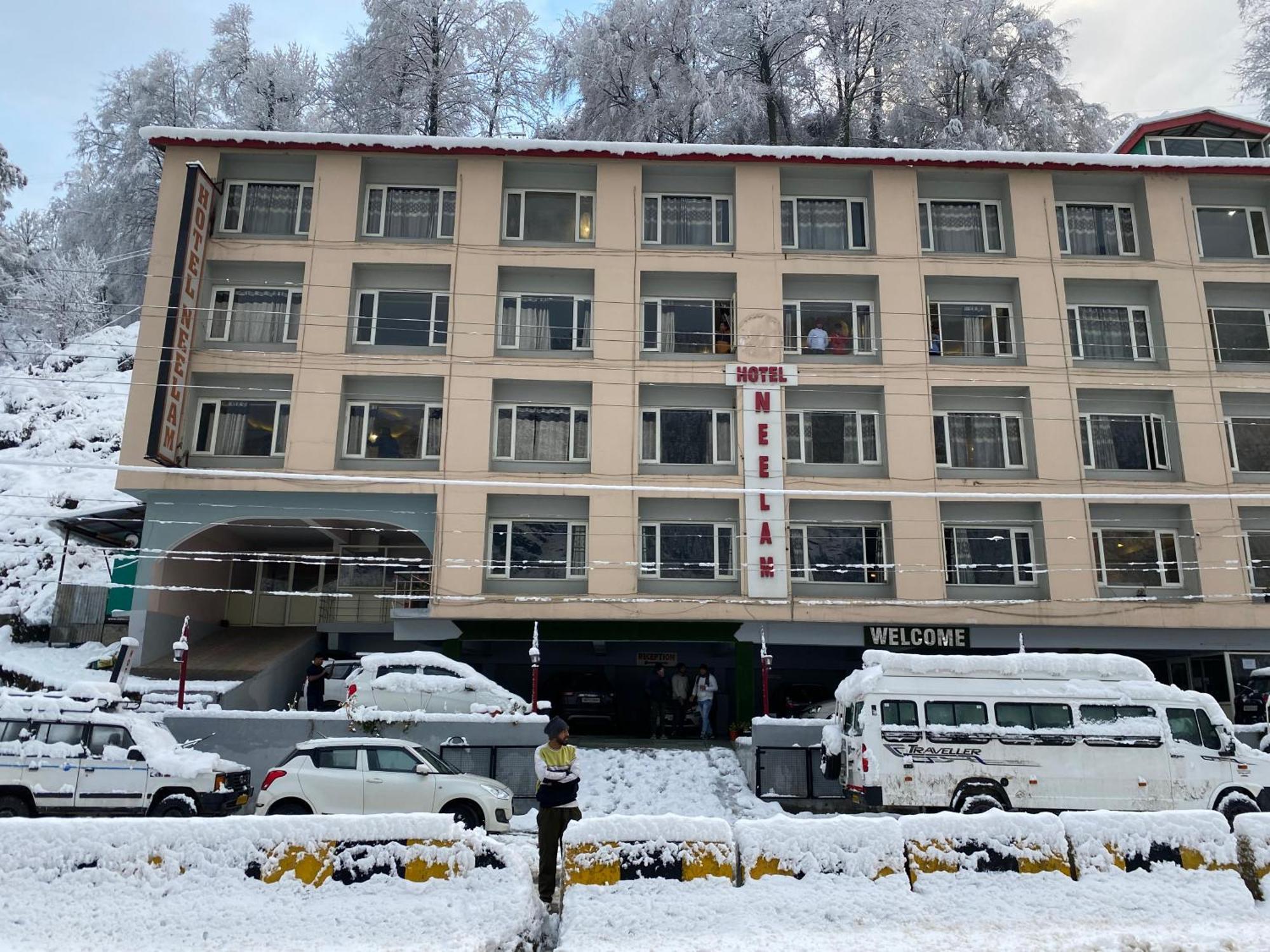Hotel Neelam Manali Near Volvo Bus Stand Manali Exterior foto
